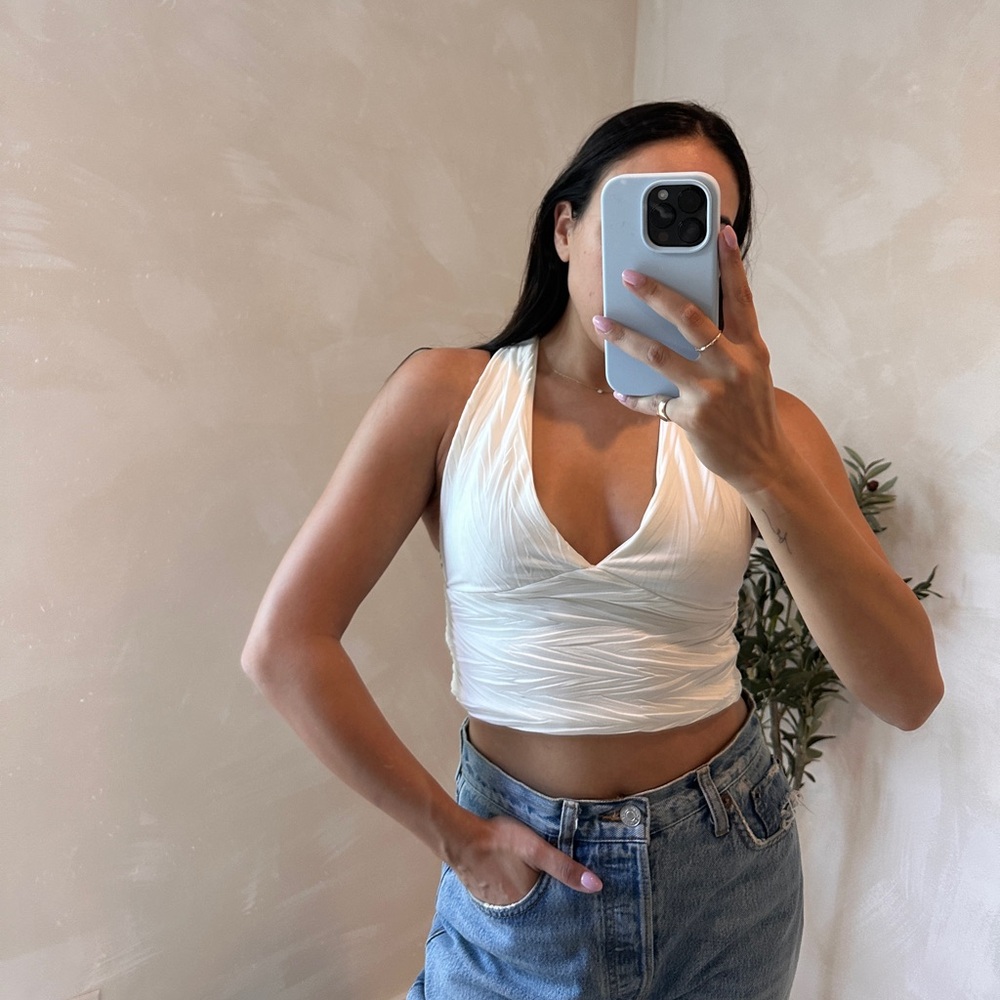 NA KD halter top